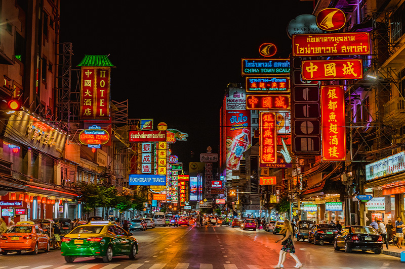 Yaowarat Road: The Most Famous Legendary Street Food Hub in Thailand