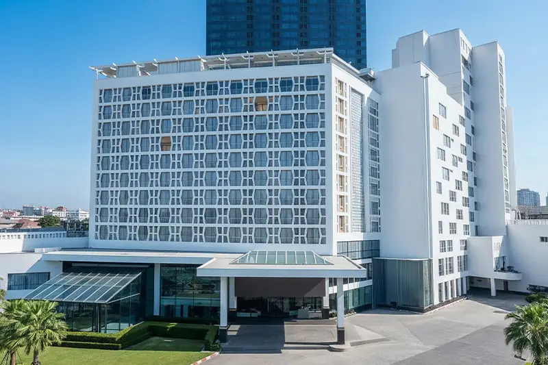 Montien Hotel Surawong: Bangkok’s Heritage Hotel with a Contemporary Twist