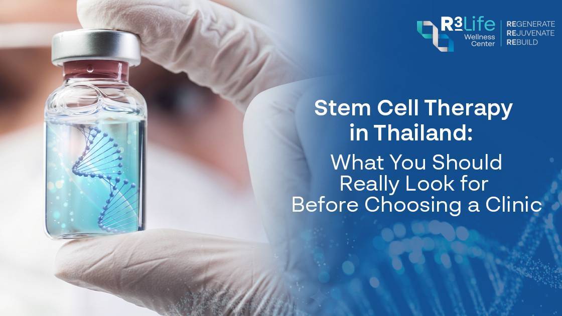 Doctor consulting with an international patient about stem cell therapy and regenerative medicine in Thailand.