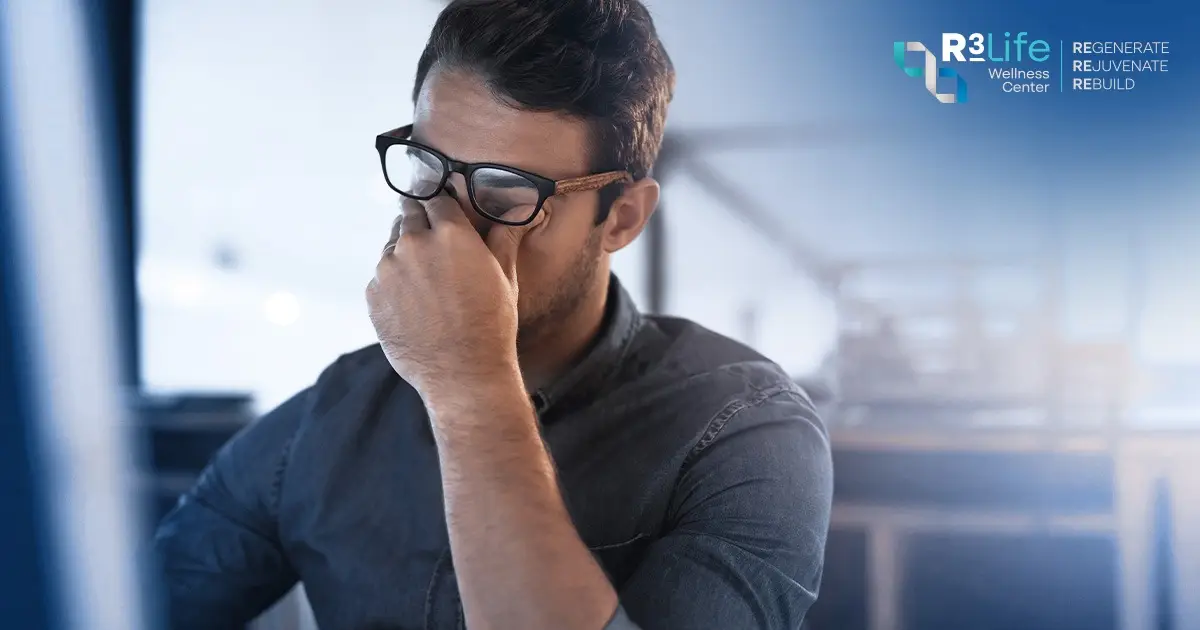 Smart ring displaying sleep quality, HRV data, and recovery metrics for stress management and wellness tracking.
