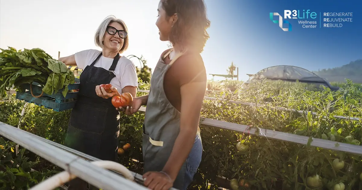 ผู้หญิงต่างวัยใช้เวลาร่วมกัน สะท้อน Social Connection และความสัมพันธ์ที่สนับสนุน Healthy Aging และ Longevity